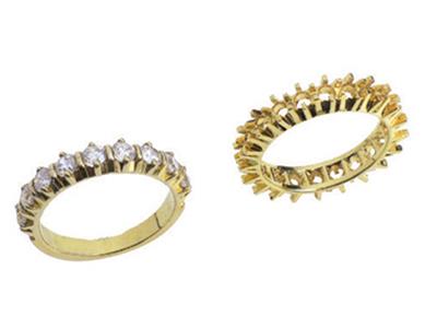 Fede Nuziale Incastonata Con 4 Griffe 1 Fila, Oro Giallo 18k. Rif. 308 - Immagine Standard - 3