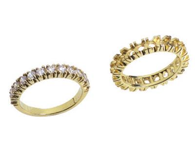 Anello Incastonato Con 4 Griffe 1 Fila, Oro Giallo 18k. Rif. 318 - Immagine Standard - 3