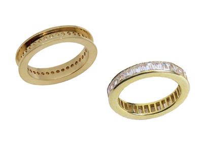 Fede Nuziale Con Castone A Canale Per Misura Baguette, Oro Giallo 18 Carati. Rif. 340 - Immagine Standard - 2