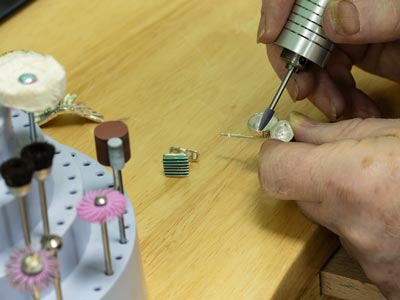 Mola In Gomma Montata Su Cono, Grigia, Grana Media, 4,30 X 12 Mm, N. 604, Eve - Immagine Standard - 3