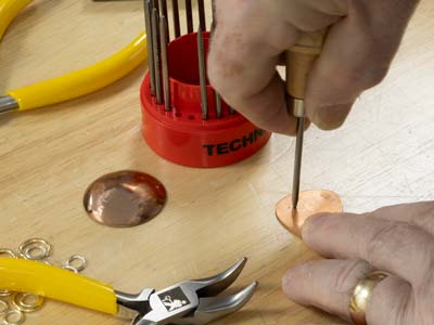 Set Di 23 Incastonatori, Da 0,25 A 1,30 Mm, Con Manico In Legno - Immagine Standard - 3